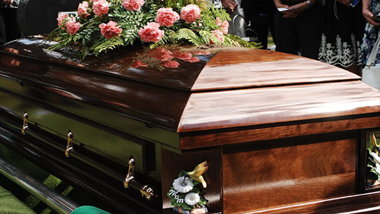 Constable Thapelo Tlometsane laid to rest at Gedroogde Village